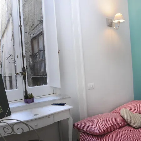 Napul'art Bed & Breakfast 4*