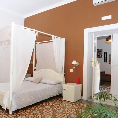 Napul'art فندق مبيت وإفطار 4*