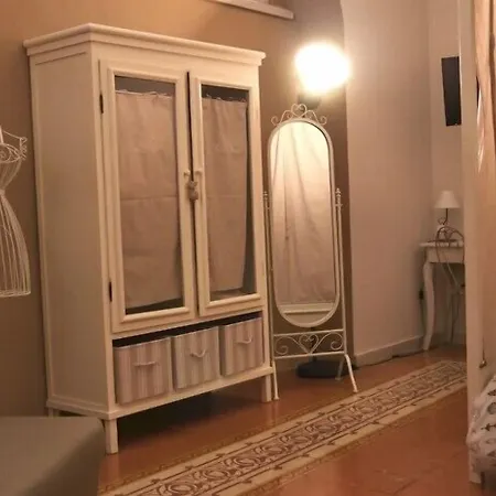 فندق مبيت وإفطار Napul'art 4*