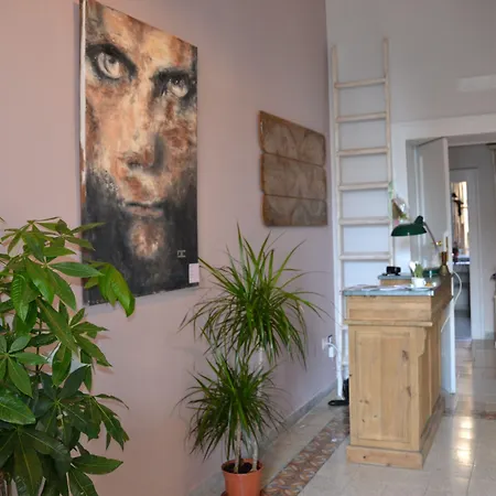 فندق مبيت وإفطار Napul'art 4*