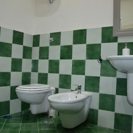 Napul'art 4* نابولي