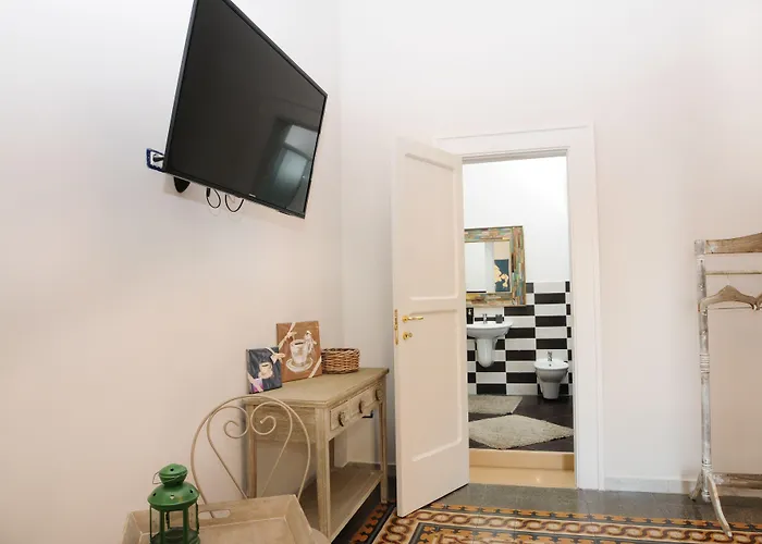 Napul'art Bed and Breakfast 4*