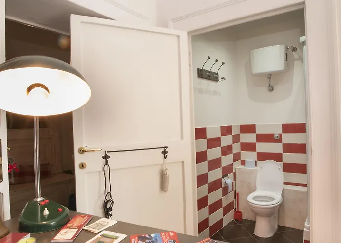 Napul'art Bed and Breakfast Νάπολη