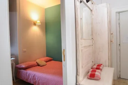 Napul'art Bed and Breakfast Νάπολη